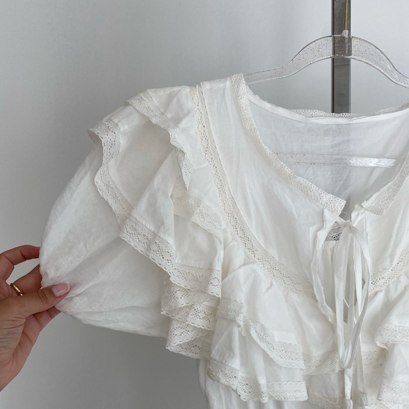 Stunning white dress - Picture 2 of 5